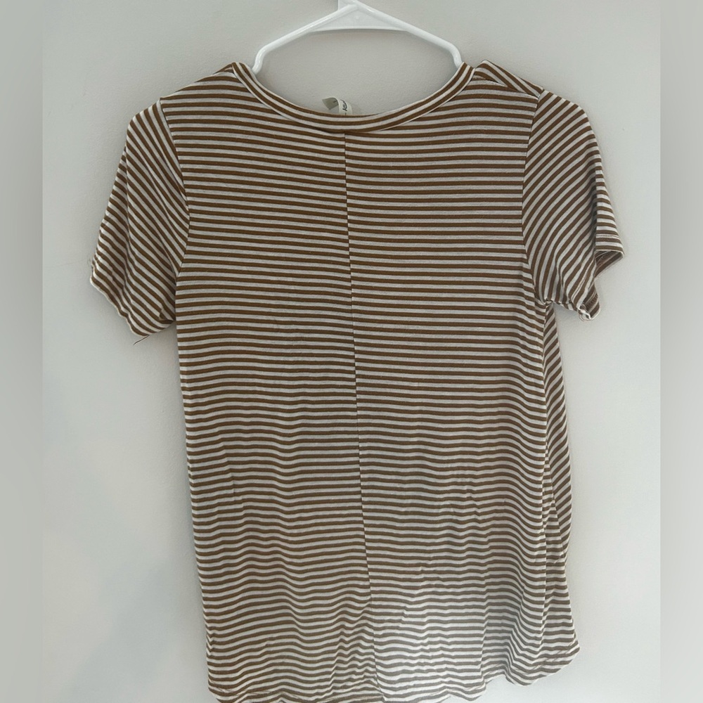 Atticute orange stripped short sleeve shirt size not listed - Picture 2 of 3